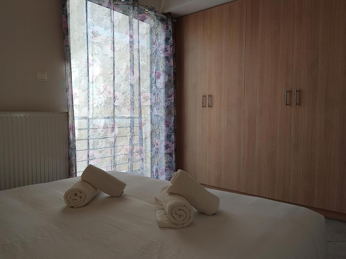 Central & Comfortable, With Acropolis View Athens Ngoại thất bức ảnh